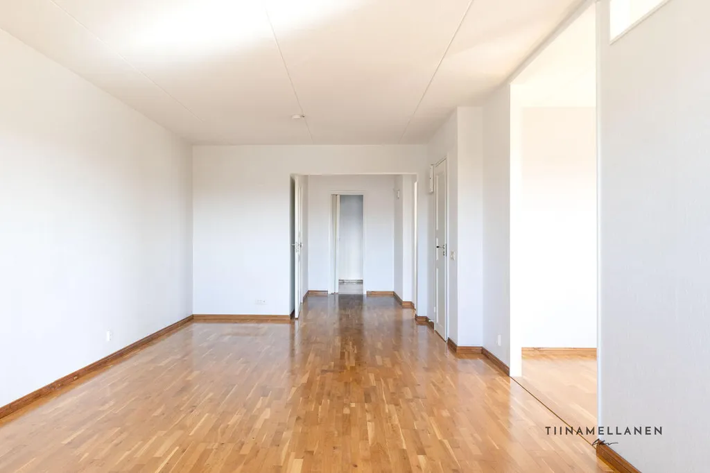 Toad - Spacious Corner Apartment with Balcony in Canal Area