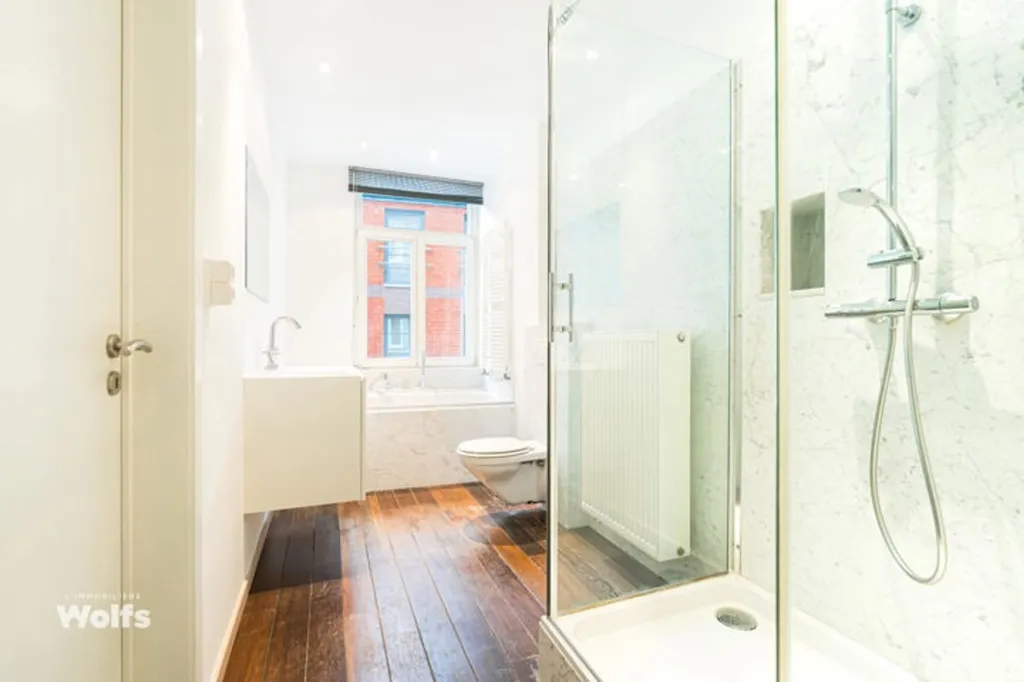 Salles de bain - Maison de Caractère avec Terrasse à Liège