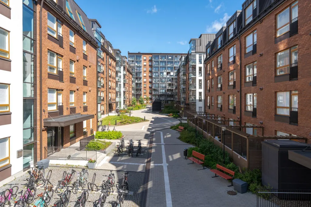 Garden - Modern Flat with Private Garden in Tampere Centre