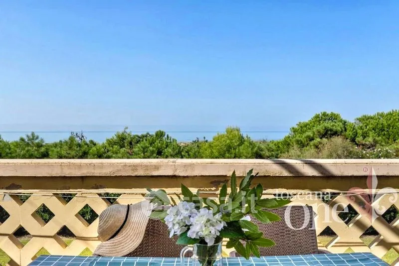 Terrasse - Apartment with Sea View in Calambrone, Pisa