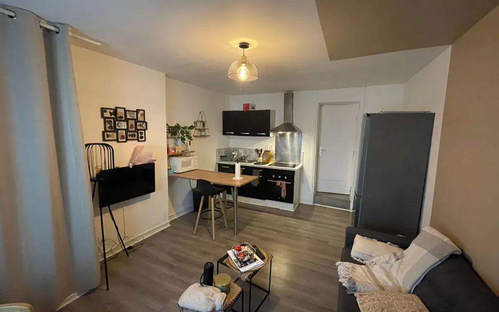 Elutuba - Meubled 2-Bedroom Flat near Limoges Station
