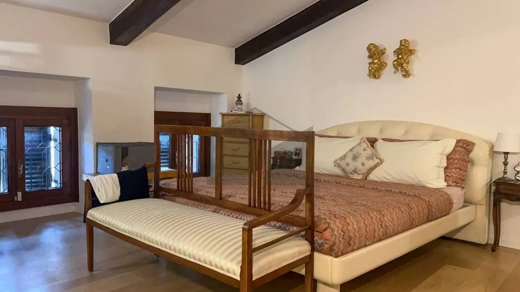 Magamistoad - Historic Villa with Private Courtyard in Verona