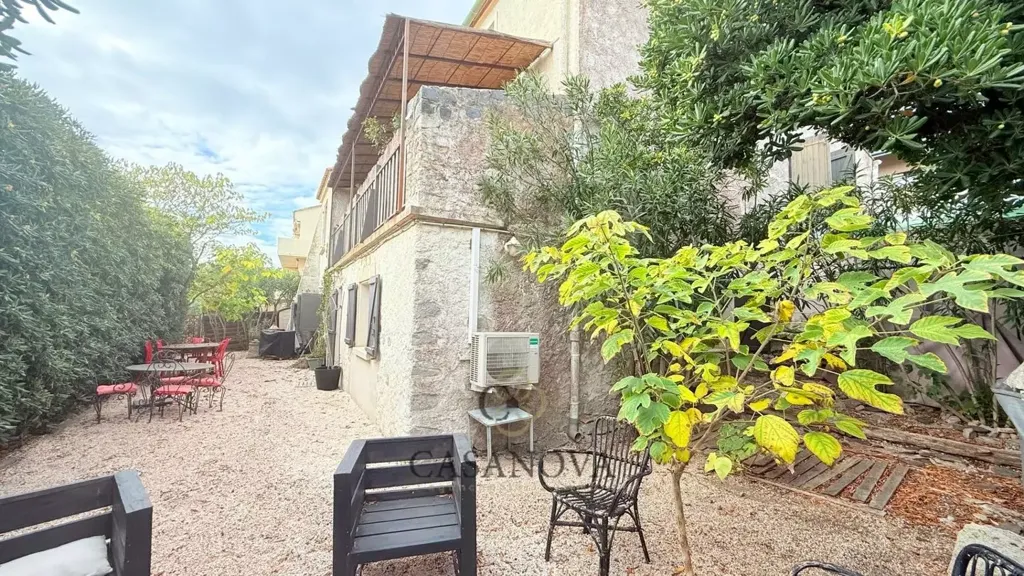 Jardin - Appartement Luxueux avec Piscine à Saint-Pierre-sur-Mer
