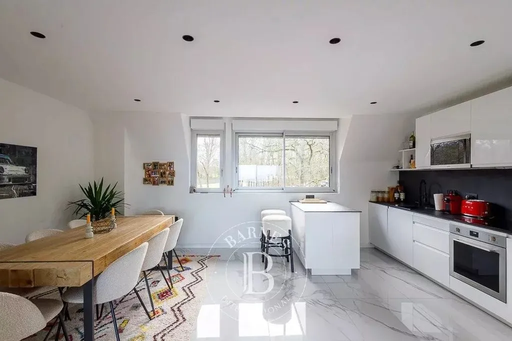 Cuisine - Appartement Luxe avec Vue Mer à Tourgeville