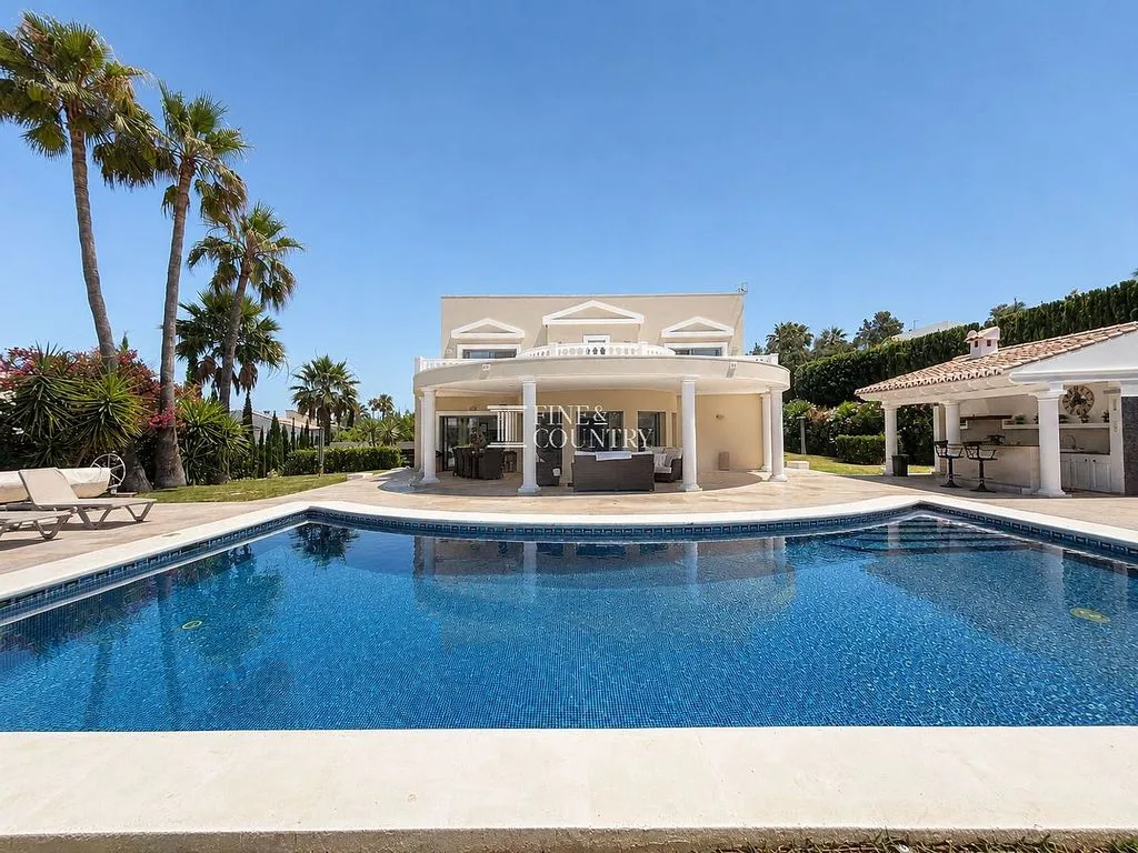 Piscine - Chalet with Pool and Terrace in Adsubia