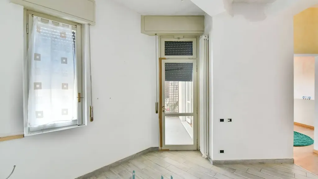 Elutuba - Semi-detached House with Garden in Giussano