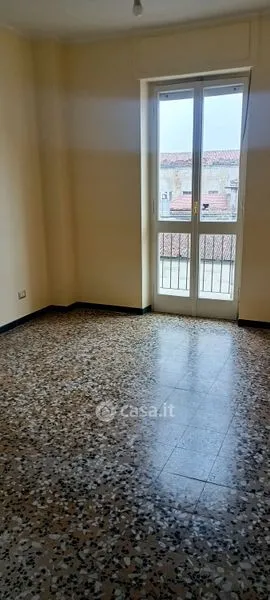Pièces - Bright Trilocale with Balcony in Asti