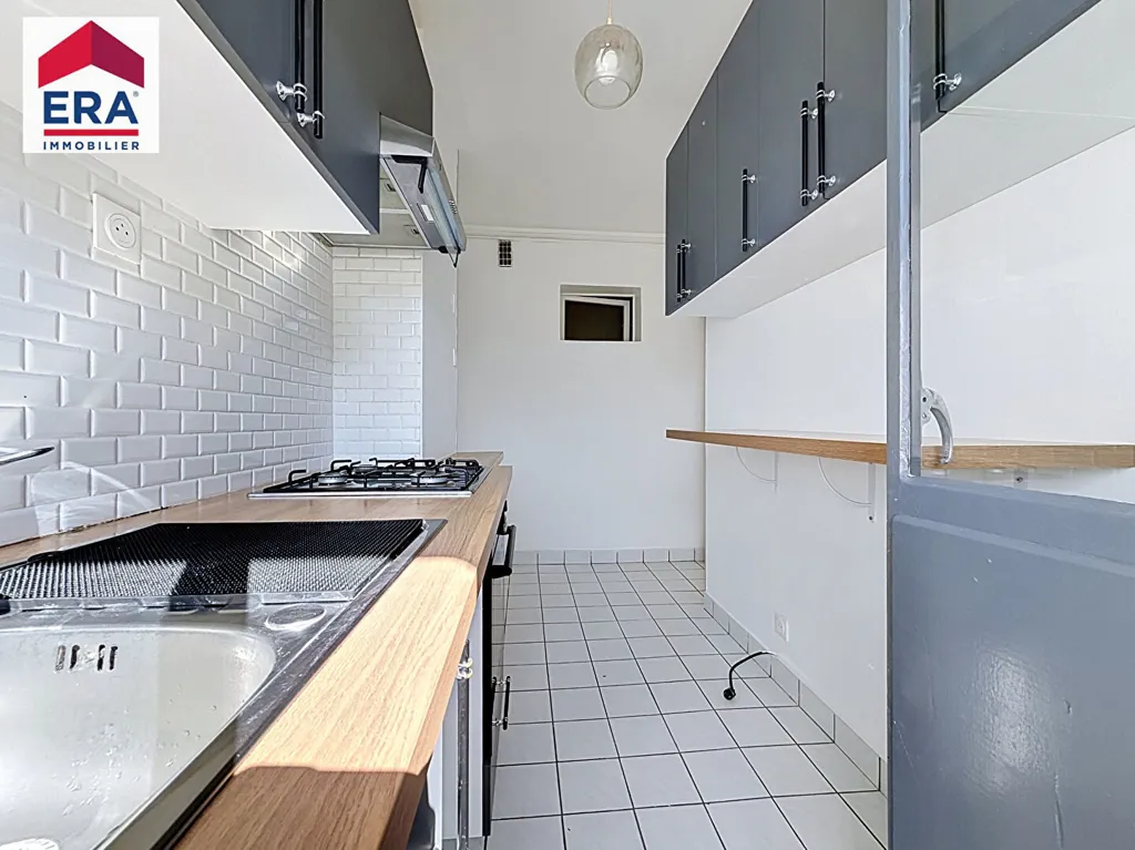 Cuisine - Appartement Rénové avec Loggia à Ivry-sur-Seine