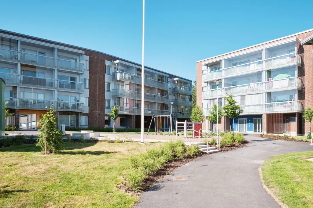 Välivaade - Modern Flat with Balcony in Lippajärvi, Espoo
