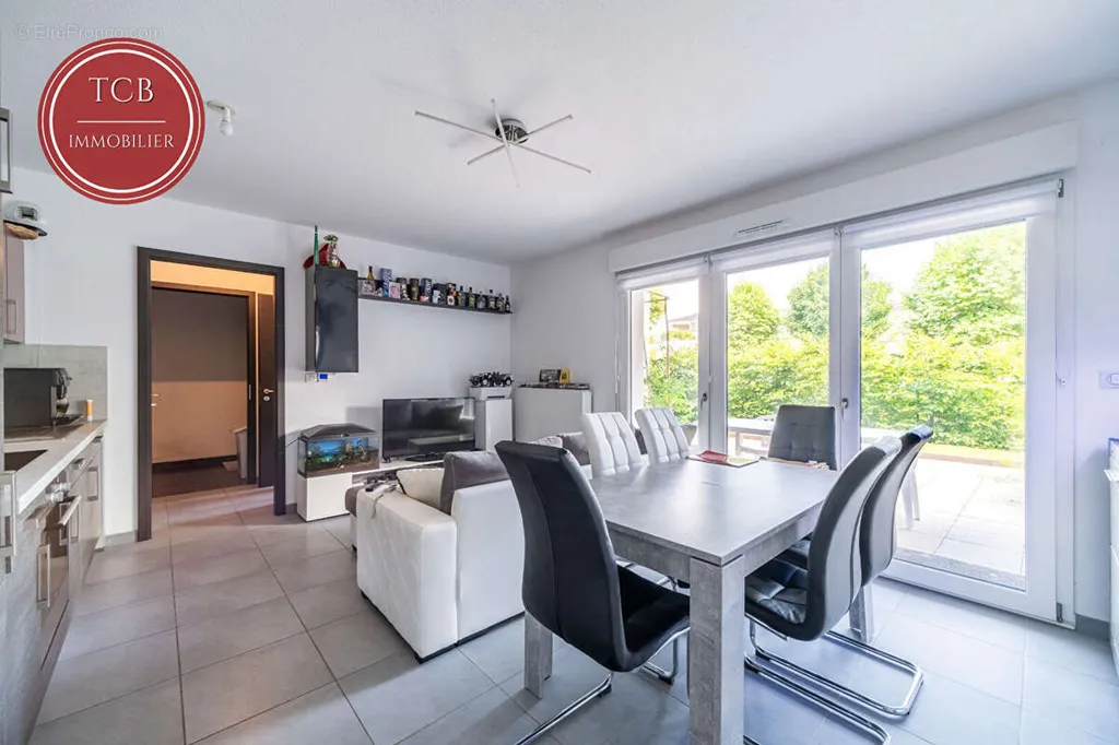 Sala da pranzo - 2-Bed Flat with Garden in Cernay