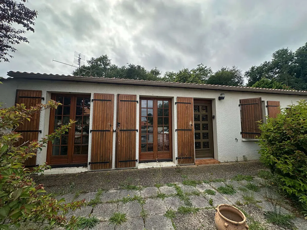 5-toaline maja asukohas Vaux-Sur-Mer