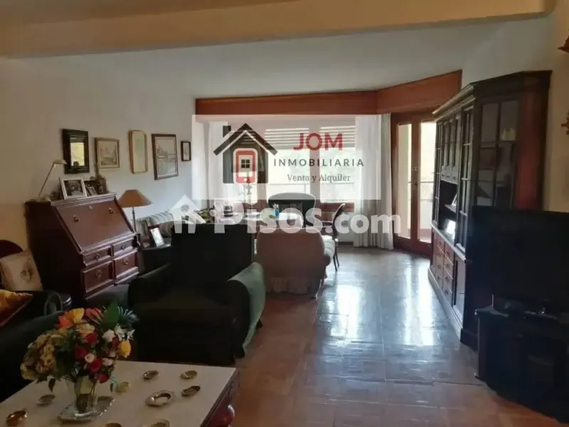 Soggiorno - Six-Bedroom Flat with Park View in Albacete Centre