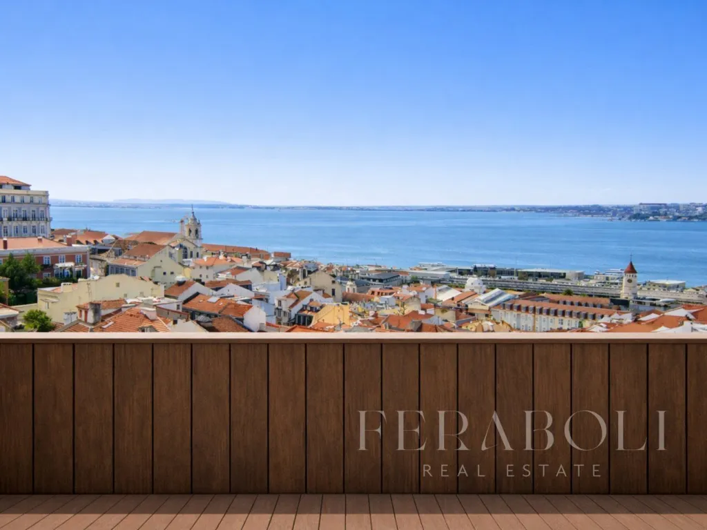 Balcon - Duplex Apartment with Terrace in Lisbon's Historic Centre
