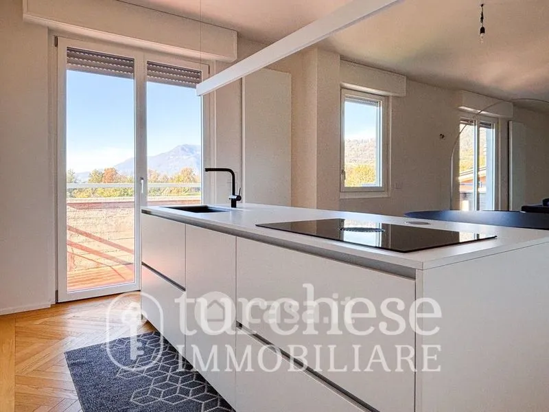 Cuisine - Rustic Trilocale with Balcony in Sorisole