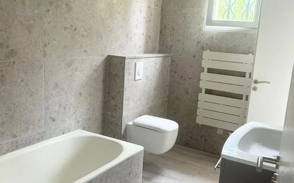 Salles de bain - Villa avec Piscine à Saint-Cyr-sur-Mer