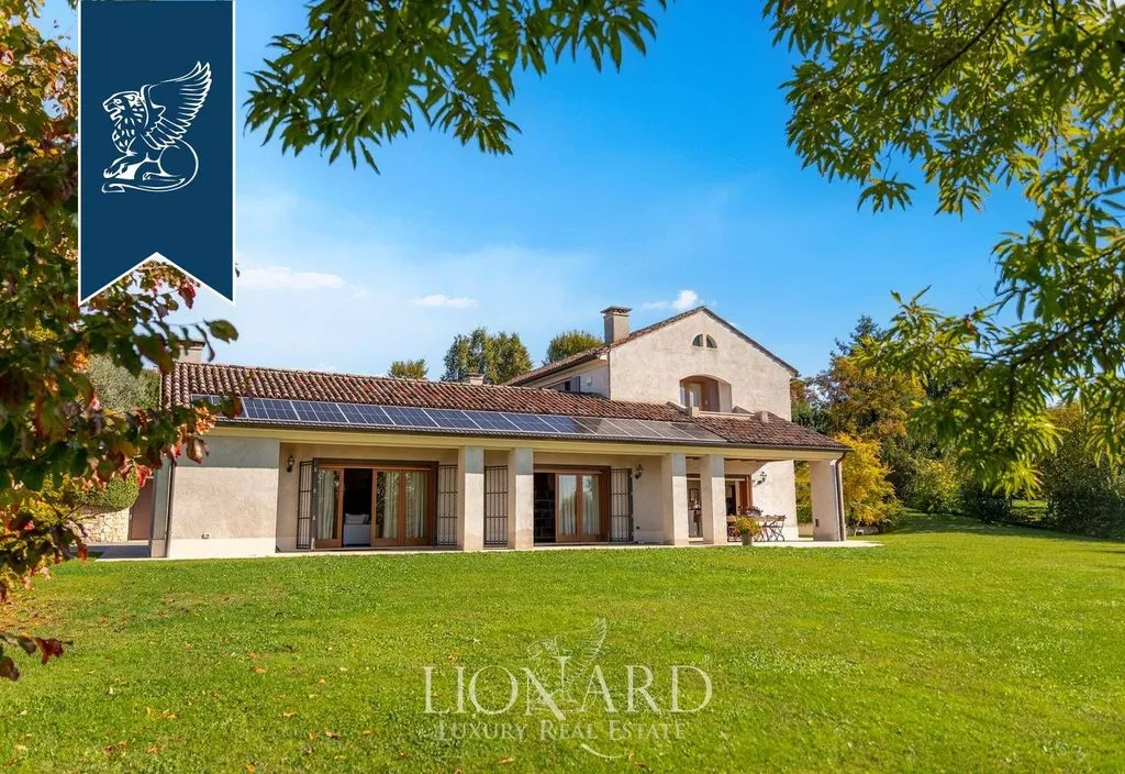 Exterior - Luxury Villa with Private Park in Conegliano