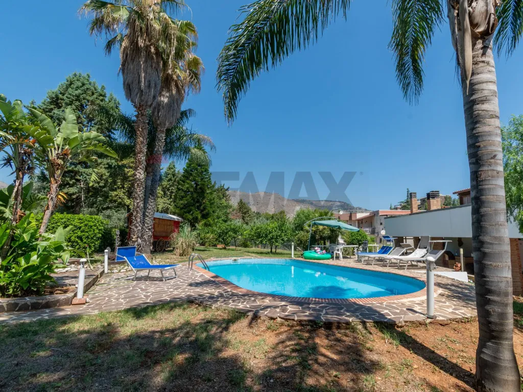 Bassein - Single Villa with Pool in Palermo