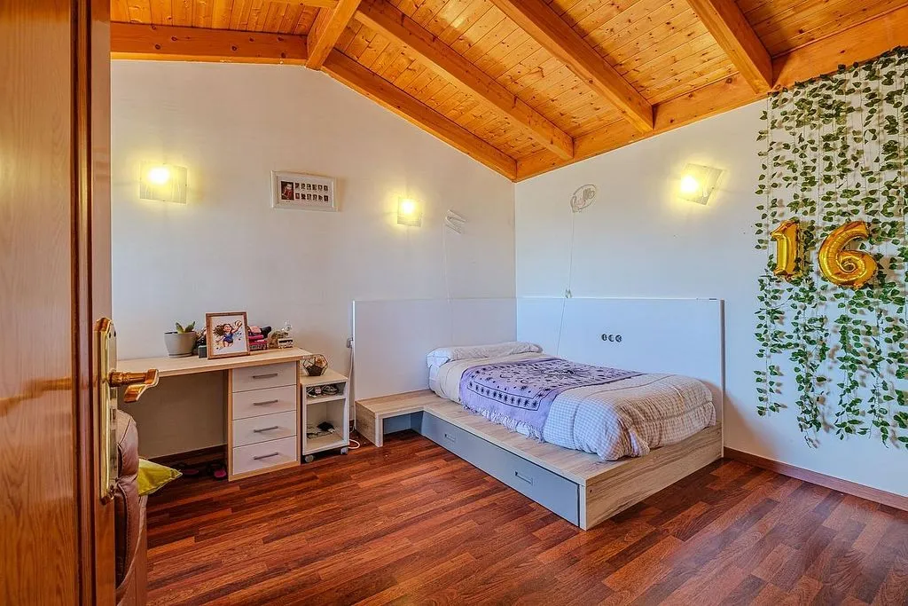 Magamistoad - Chalet with Pool and Terrace in Abrera