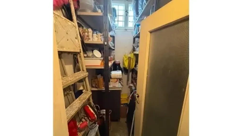Utility Room - Panoramic Apartment with Balcony in Florence