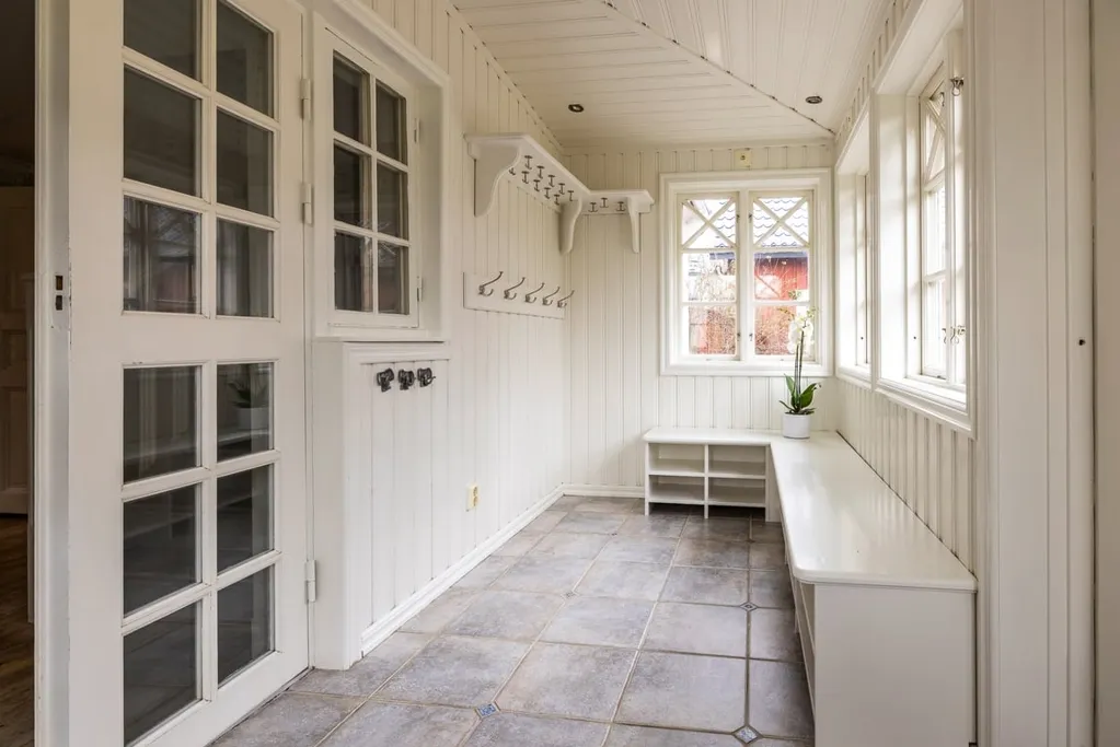 Entrée - Historic Captain's House with Stall in Kungsbacka