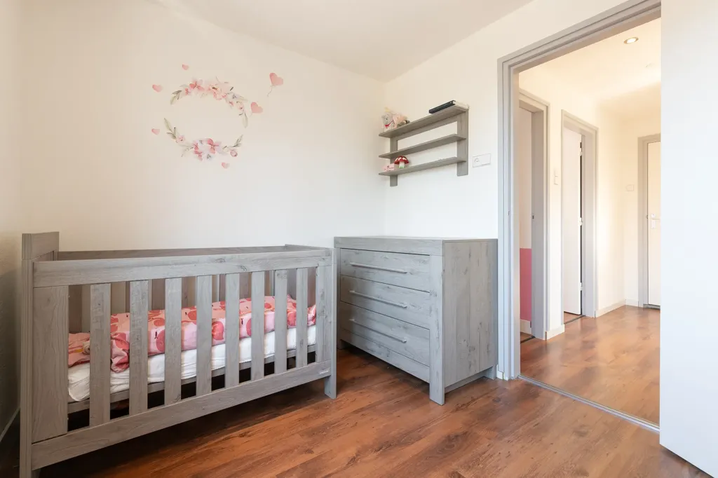 Chambres - Maison 8 pièces à Grevenbicht