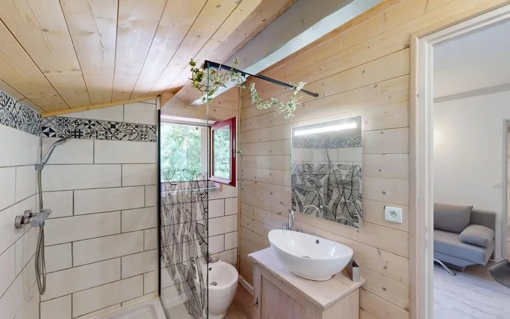 Vannitoad - Renovated Villa with Pool in Saubion