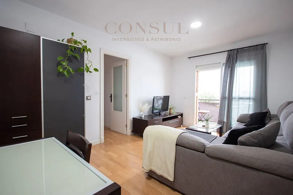 Séjour - 3-Bedroom Apartment with Balcony in La Banda