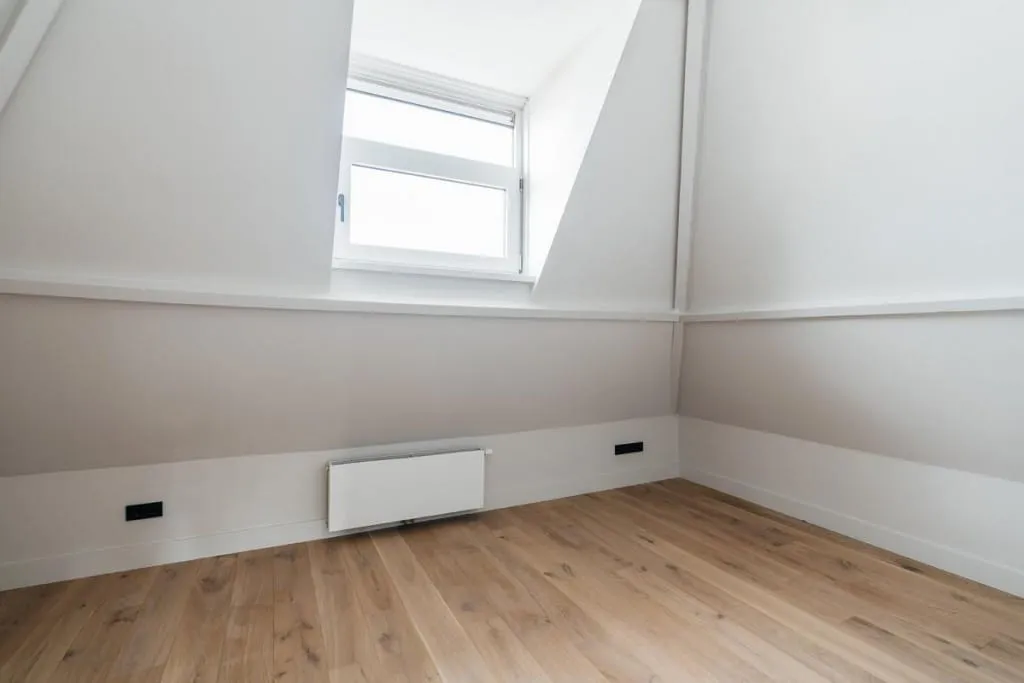 Pièces - Renovated Maisonette with Roof Terrace in Duinoord