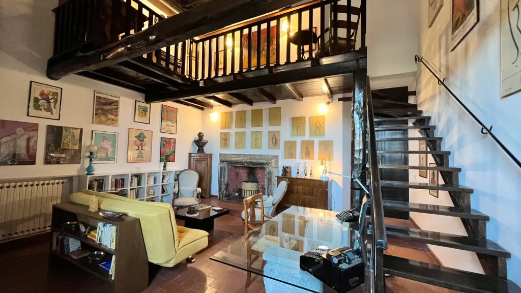 Elutuba - Noble Apartment in Historic Castle, Morlupo