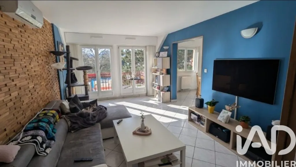 Séjour - Appartement T3 avec Balcon et Parking à Malzéville