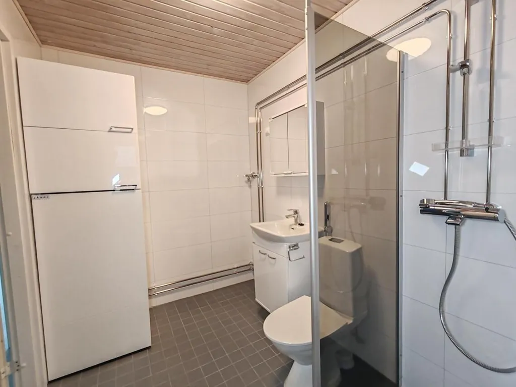 Salles de bain - Spacious Apartment with Sauna in Kontiolahti
