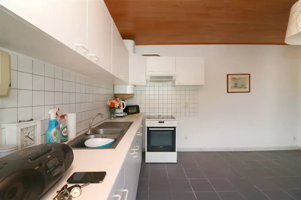 Köök - Well-Maintained Apartment with Parking in Knus