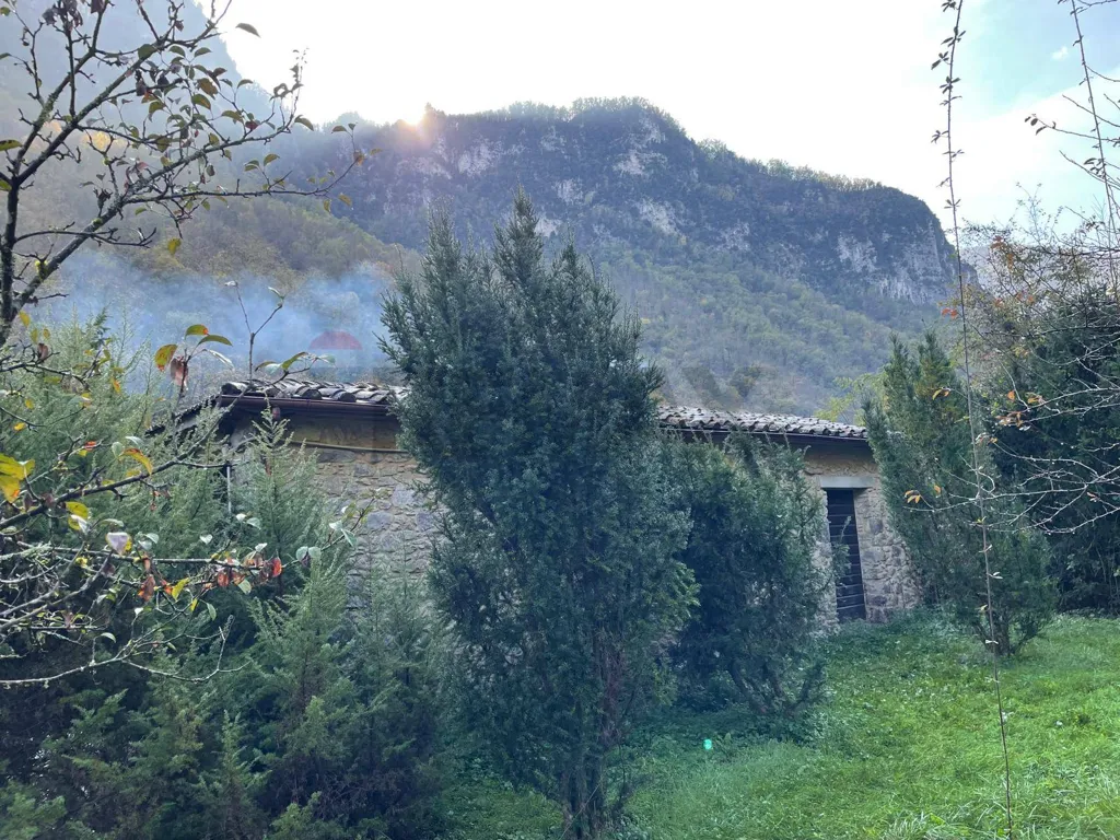 Välivaade - Rustic Farmhouse with Land in Vergemoli