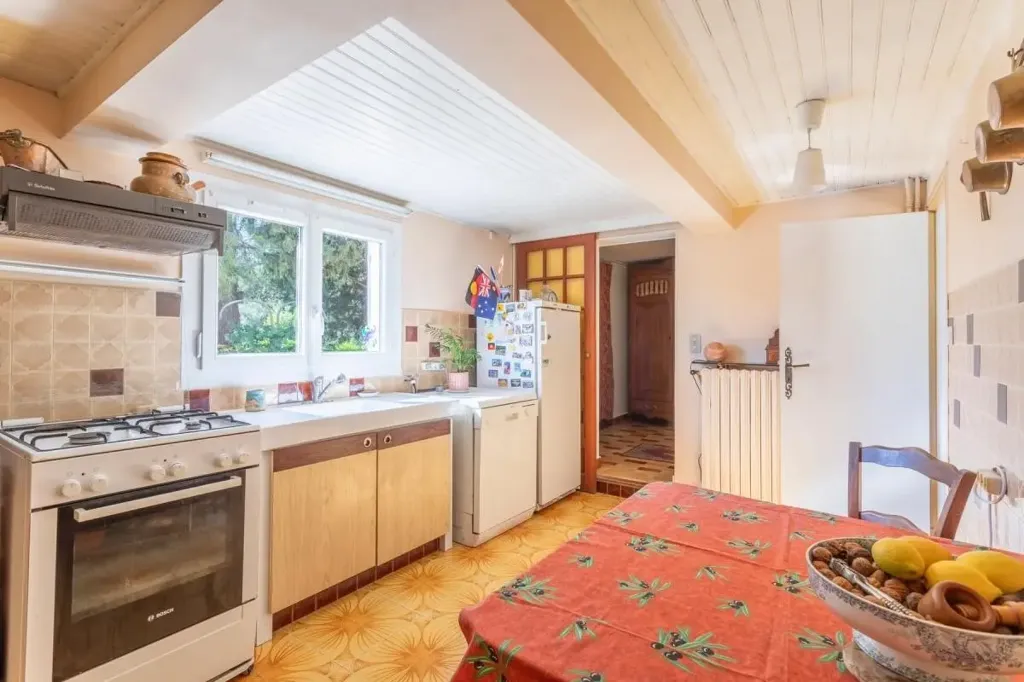 Kitchen - Spacious Villa with Terraces in Allauch