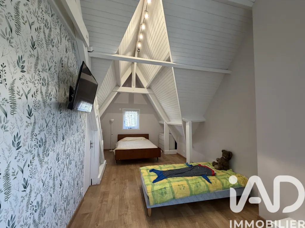 Chambres - Maison Rénovée avec Terrasse Sud à Évellys