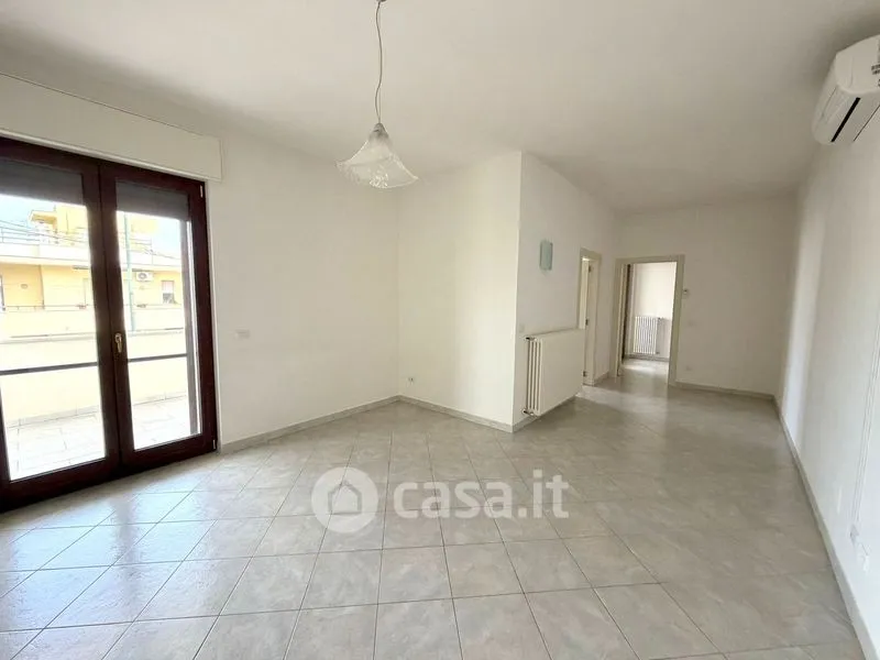Elutuba - Bright 3-Bedroom Flat in Tricase