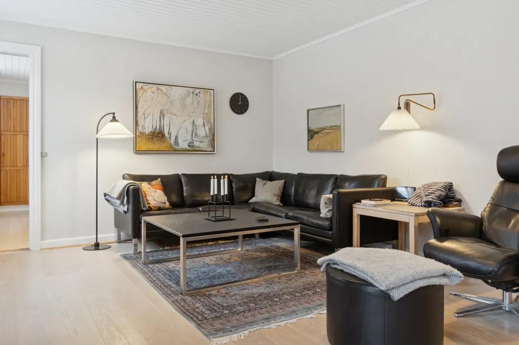 Séjour - Well-Maintained Villa with Garden in Herlev
