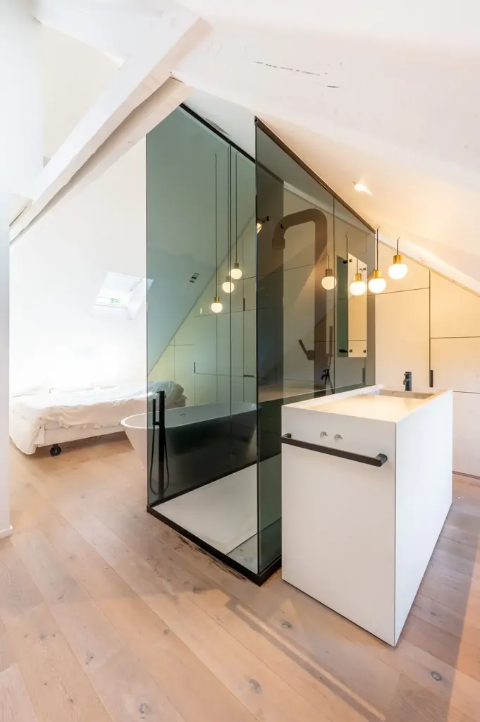 Bagni - House with Swimming Pool in Kapellen