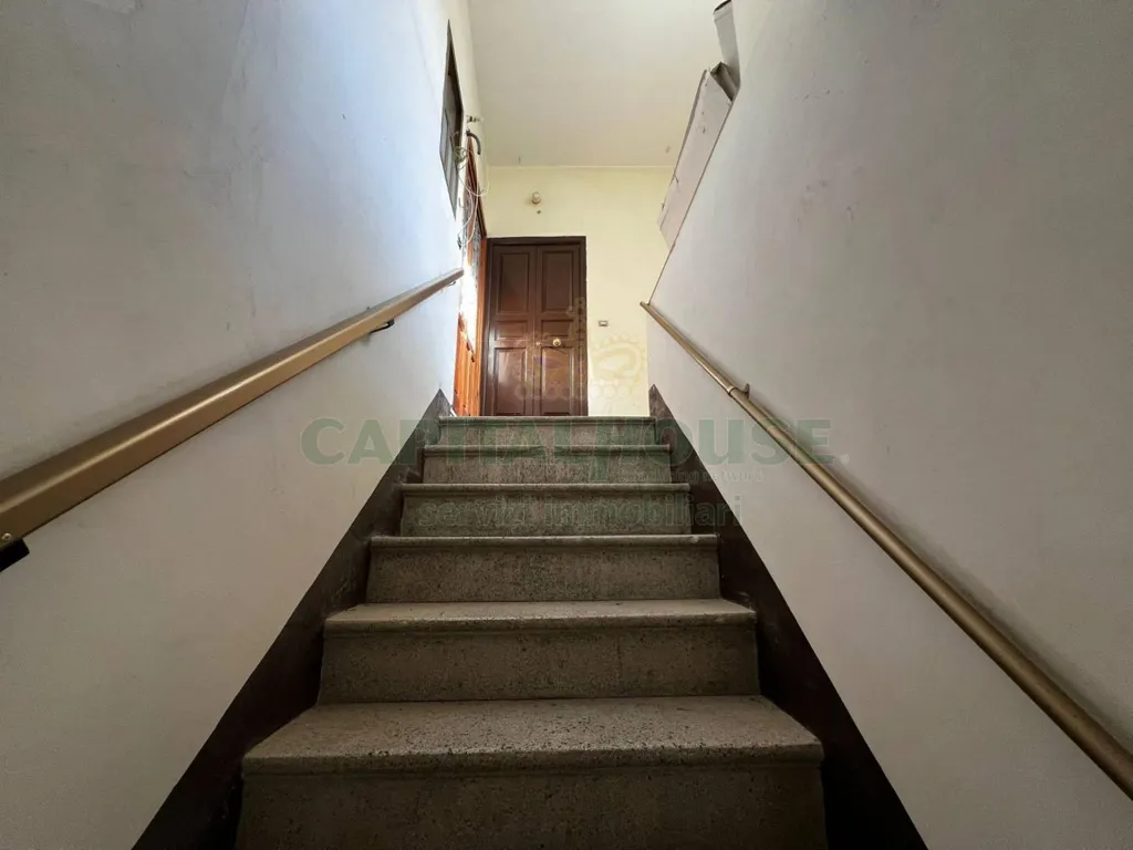 Pièces - Semi-detached House with Balcony in Grottolella