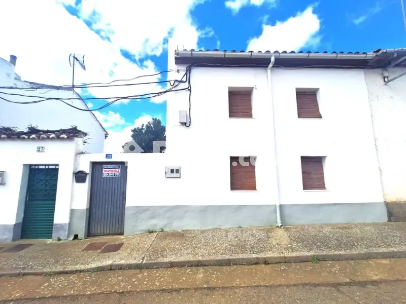 Maison 2 chambres à ES