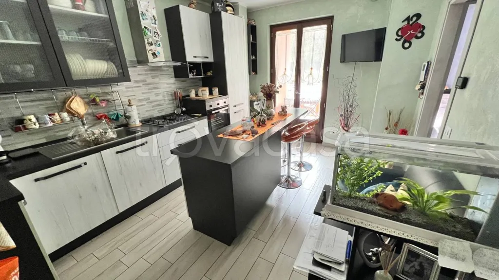 Cuisine - Trilocale with Mountain Views in Chiusa di Pesio