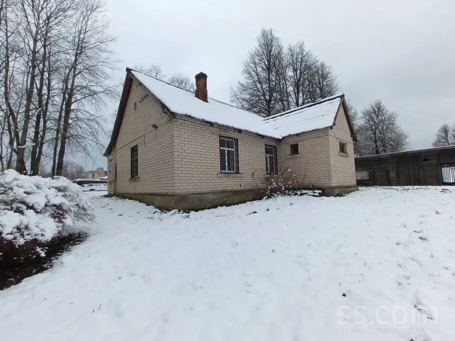 3-toaline maja asukohas Jēkabpils un raj.
