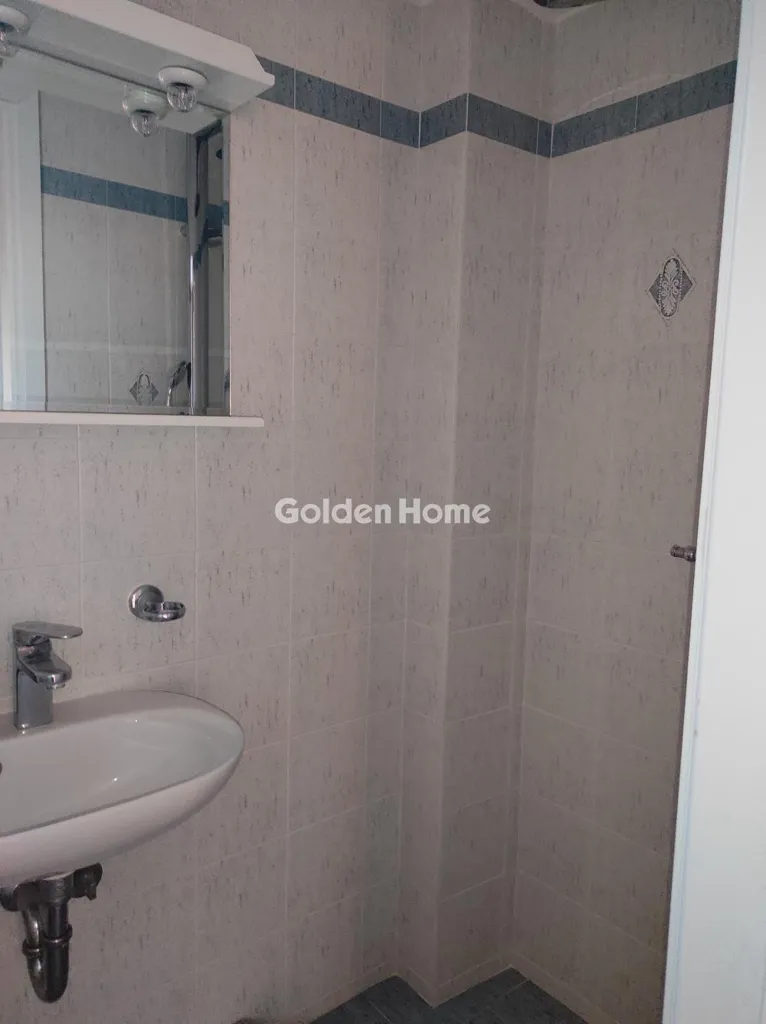 Vannitoad - Apartment with Sea View in Glyfada - Terpsithea