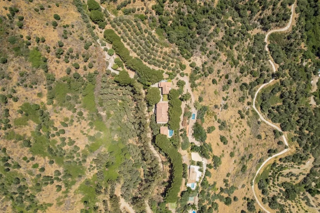 Õhuvaade - Mediterranean Villa with Private Helipad in Ojén