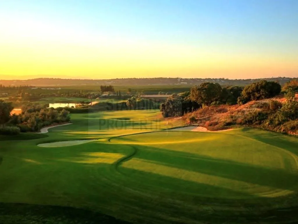 Jardin - Luxury Duplex with Golf Views in Alcantarilha
