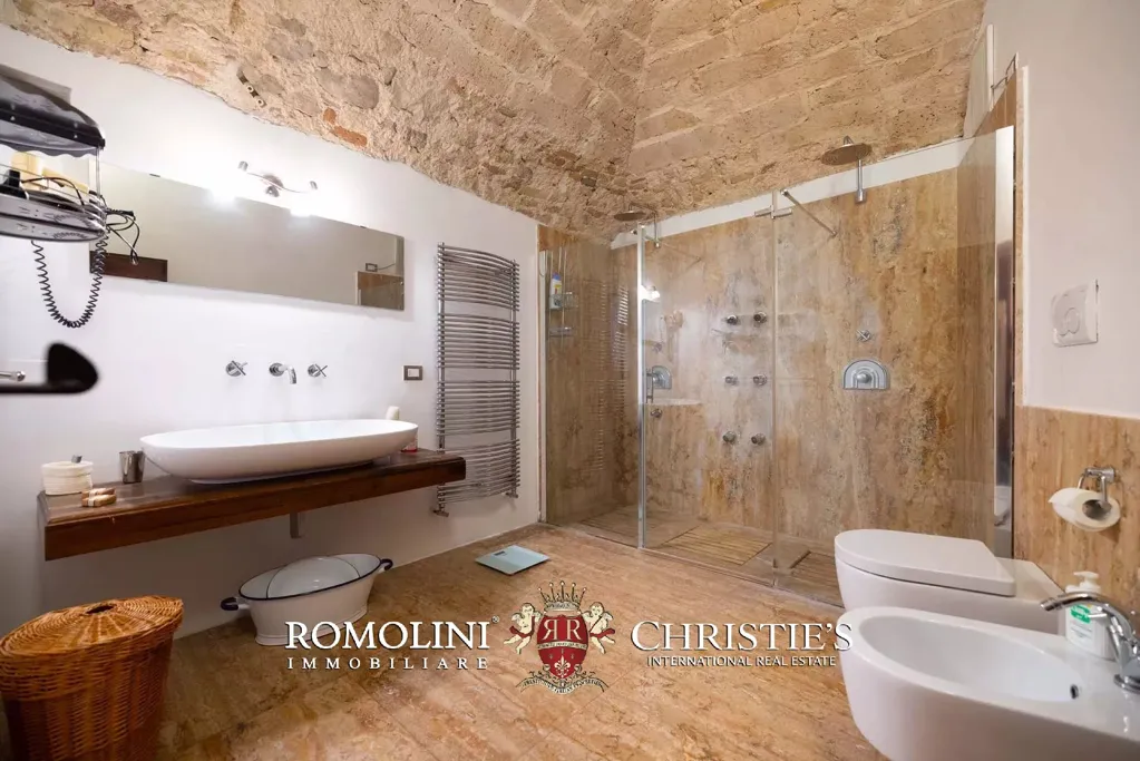 Vannitoad - Historic Estate with Castle in Umbria