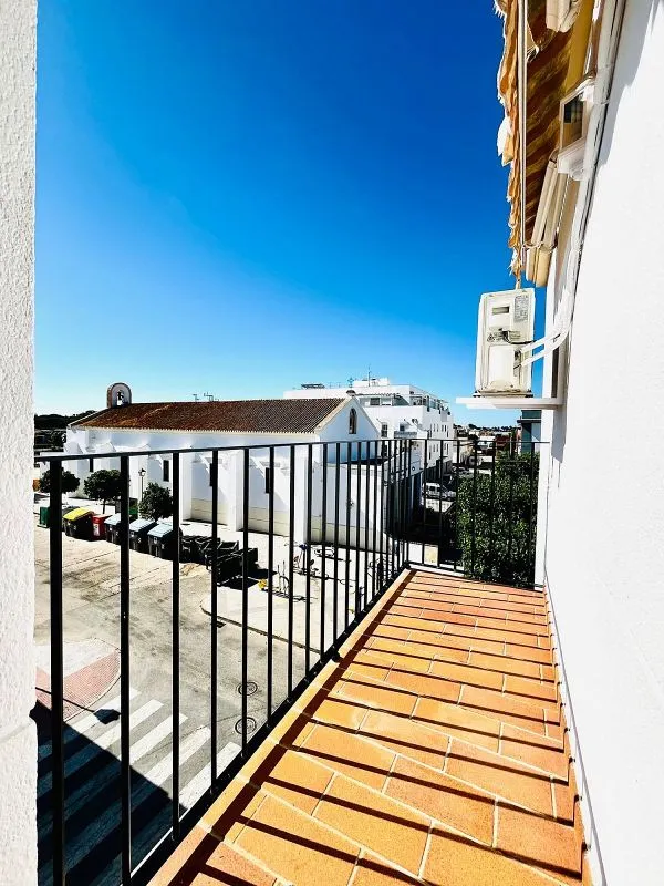 Rõdu - Bright Apartment with Terrace in Bonanza