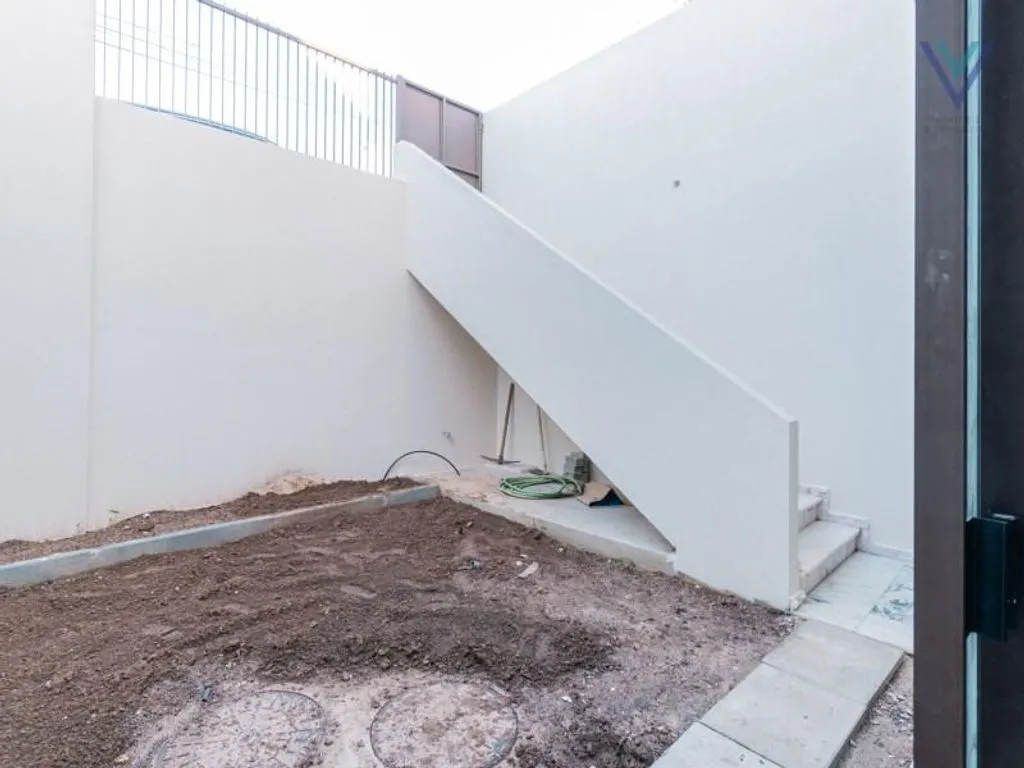 Toad - New 4-Bedroom House with Pool in Cascais