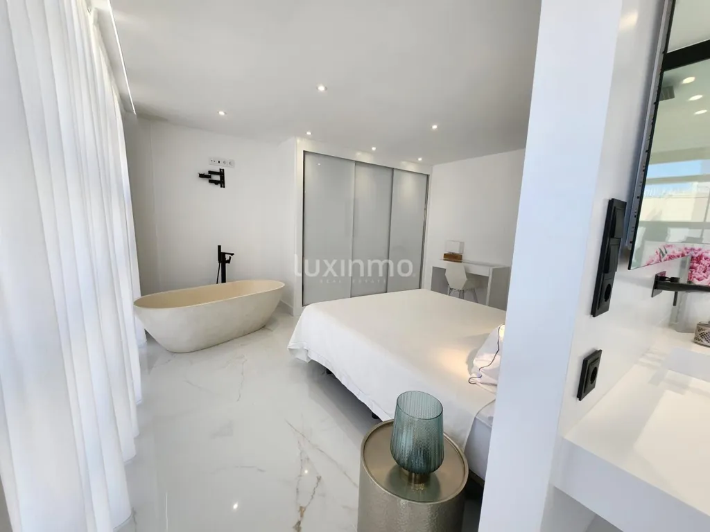 Salles de bain - Penthouse Flat with Sea Views in Ibiza