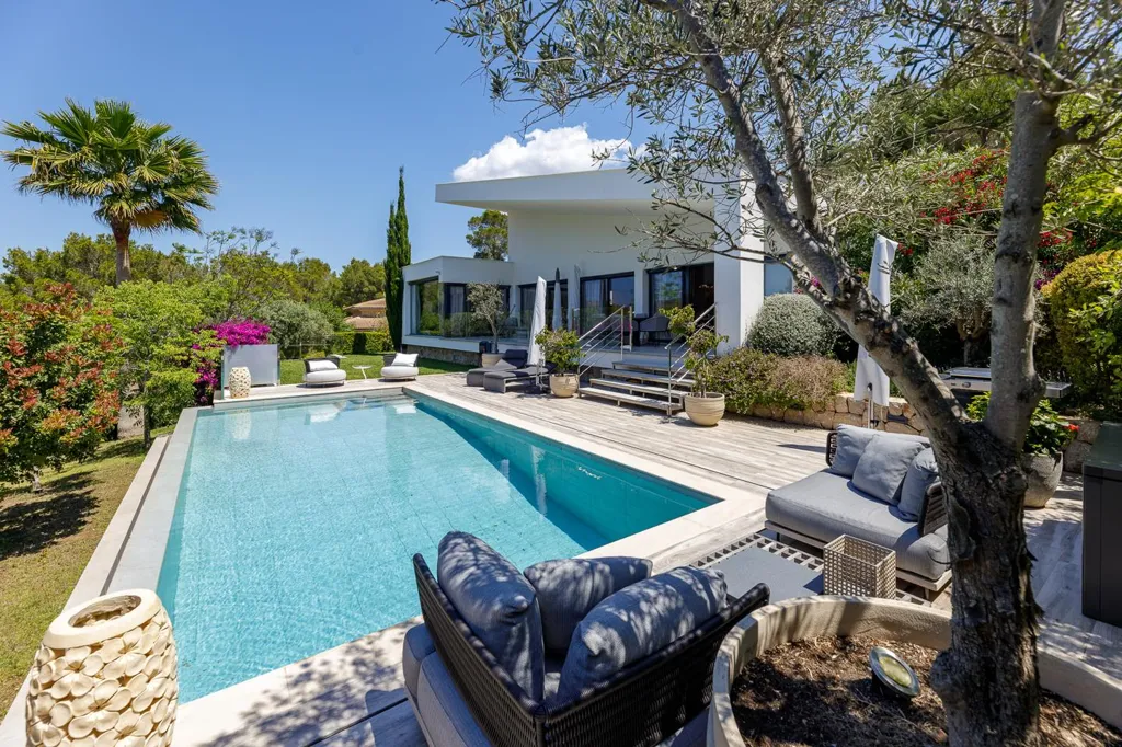 Piscine - Contemporary Villa with Pool in Calvià